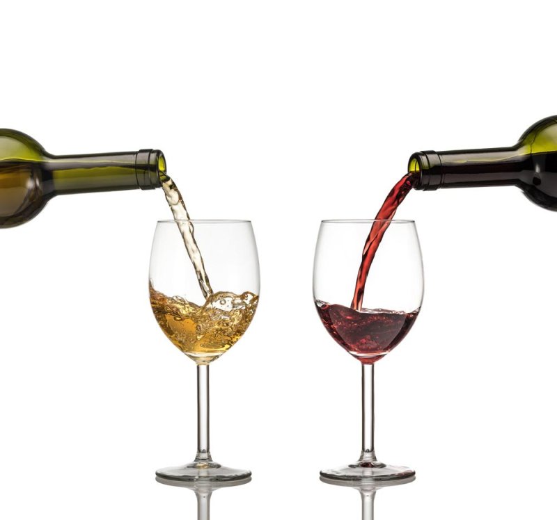 Красное сухое вино чуть уступает белому в рейтинге низкокалорийных напитков