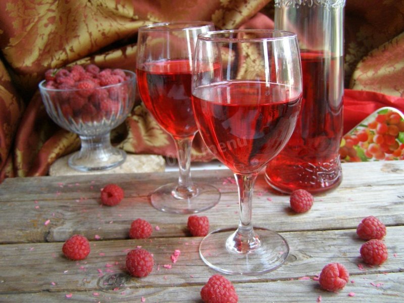 10 лучших рецептов домашнего вина из малины