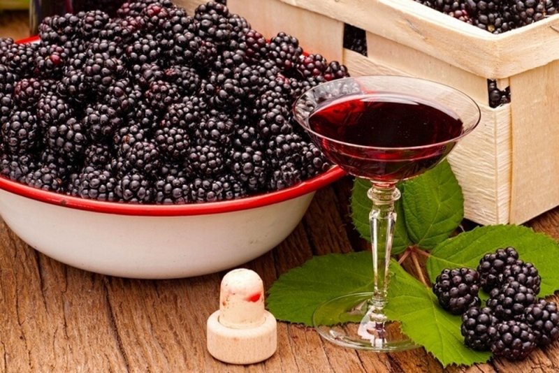 Ежевичное вино