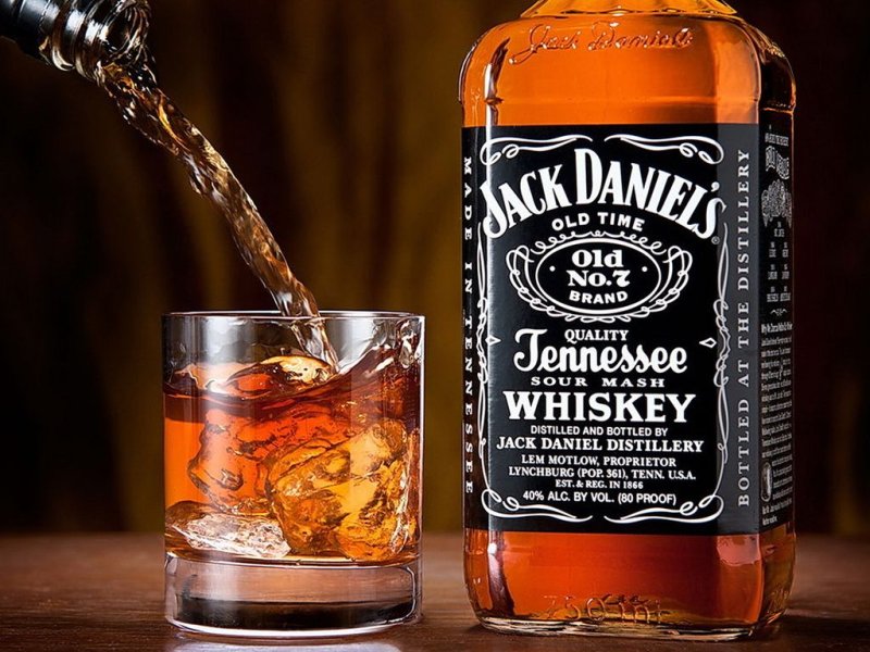 Как и с чем пить Джек Дэниэлс?